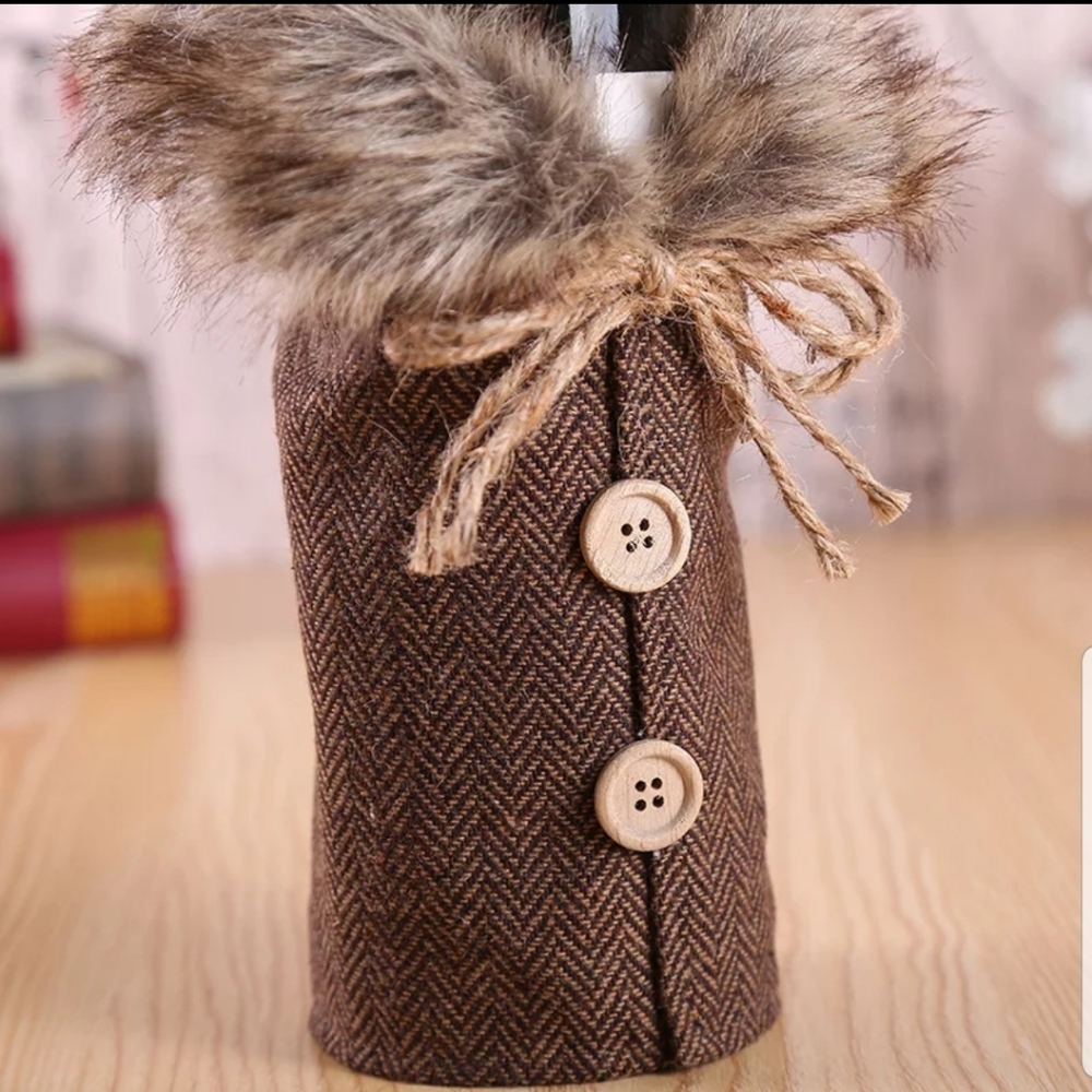 🌲JUST IN!!🌲Fur Christmas Winter Bottle Cover - Picture 3 of 8
